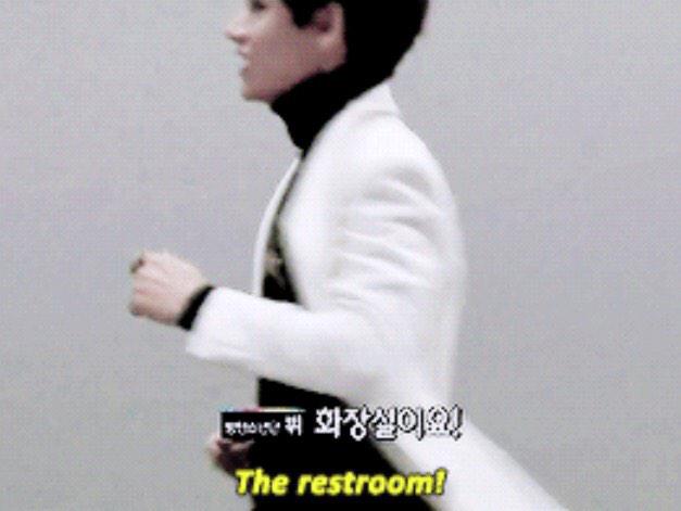 EverydayBTS's tweet photo. Kim Taehyung is the type to run to the restroom because he didnt want to miss out on anything. http://t.co/dV6OI8IuFD
