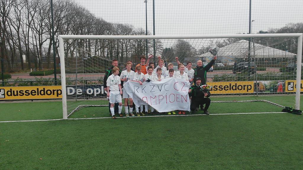 marcobongard's tweet photo. C2 kampioen http://t.co/H8Er6SiTX3