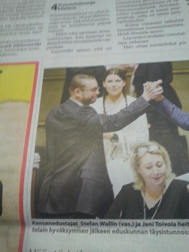 PiaLiljeroth's tweet photo. @SteffiWallin har du bytt parti? ;) http://t.co/6H7TH2azEQ