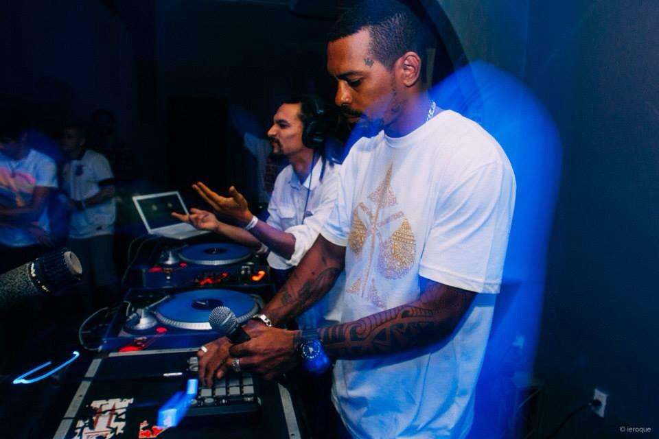 fallclassico's tweet photo. Assim vou vivendo meus dias. #RaggaBr http://t.co/vXIfWFhXVp