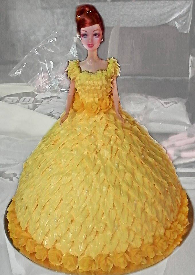 blessantillan's tweet photo. My Sister's different Cake Creations #talented #runsthruourblood #YouCanOrder http://t.co/2FzFmavhQu