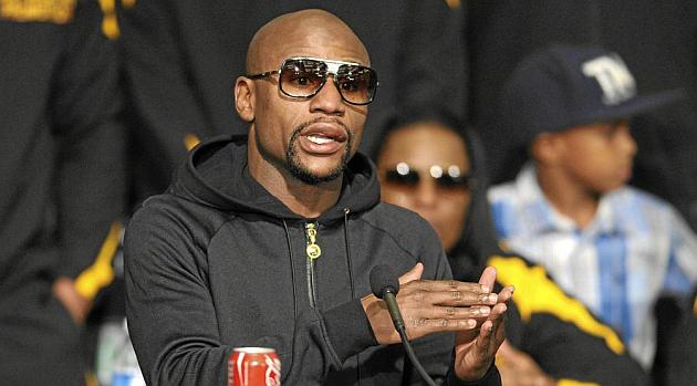marca's tweet photo. Floyd Mayweather quiere pelear contra Manny Pacquiao http://t.co/eJMtBcn0wy http://t.co/R9wprStHzi