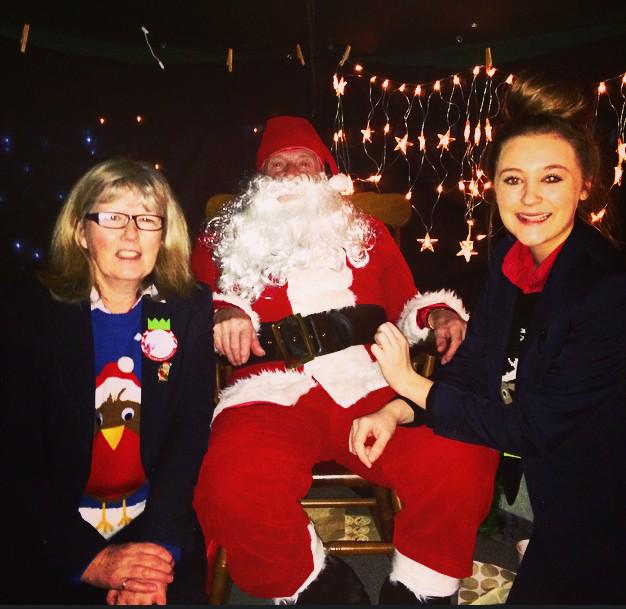Me and Sandra visiting frank being Father Christmas at St. Mary school <a href="/2115Bracknell/">BracknellNorth</a> <a href="/GP22Community/">EXGP22COMMUNITY</a>