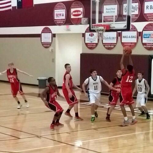 AISDBeeBoosters's tweet photo. #JVABEES The Bees came back from a 17-2 deficit to the final score of Bees 53-Rangers 45! #AcademyHoops http://t.co/8druM2HFds