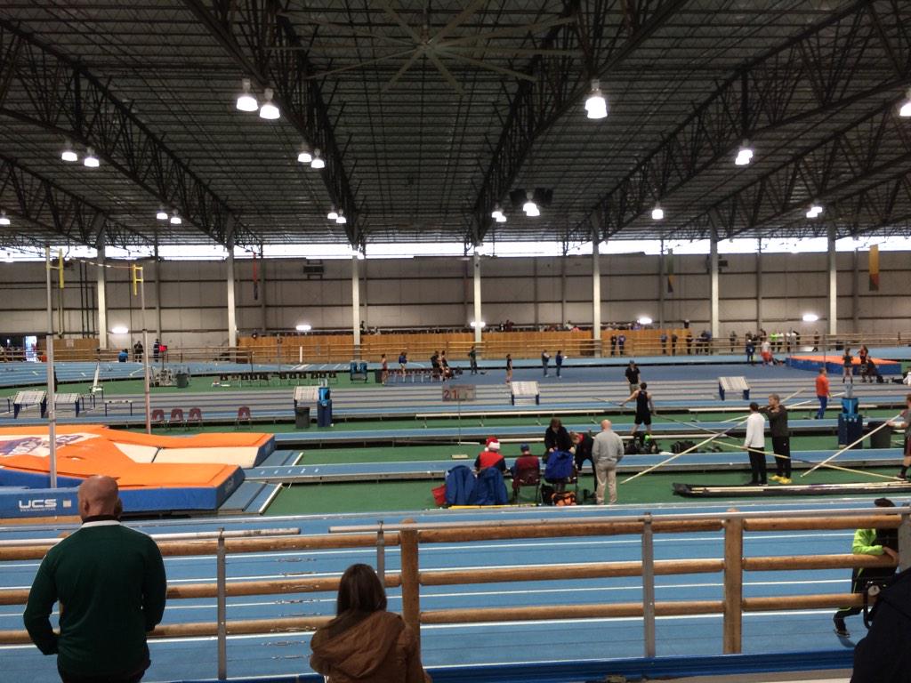 BSUTFC's tweet image. First track meet of the season!  So excited! #getafterit