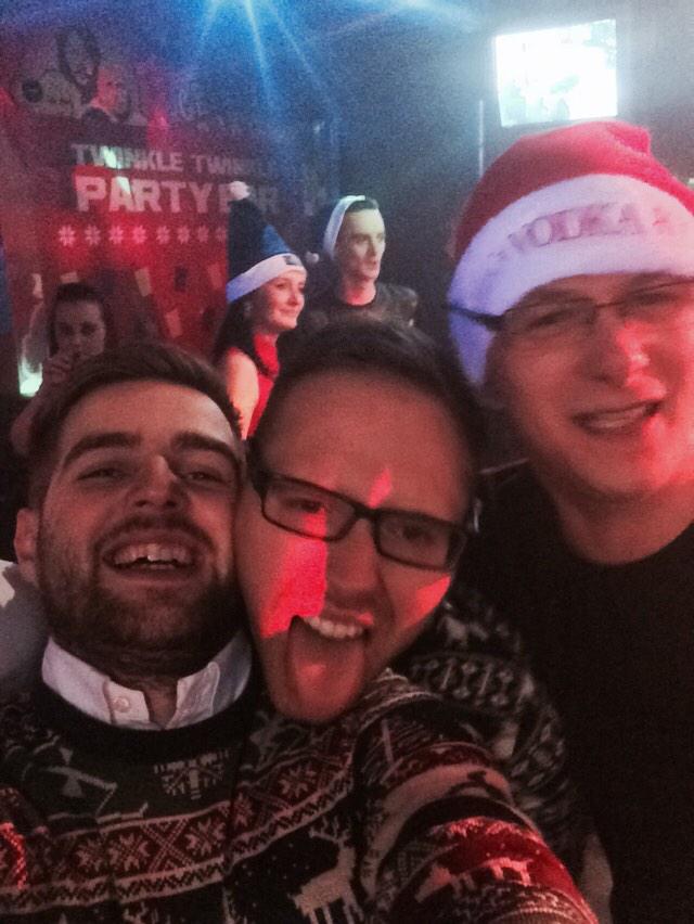 Longlands6536's tweet photo. Longlands Christmas Nightout! http://t.co/d9U2mIvk3K