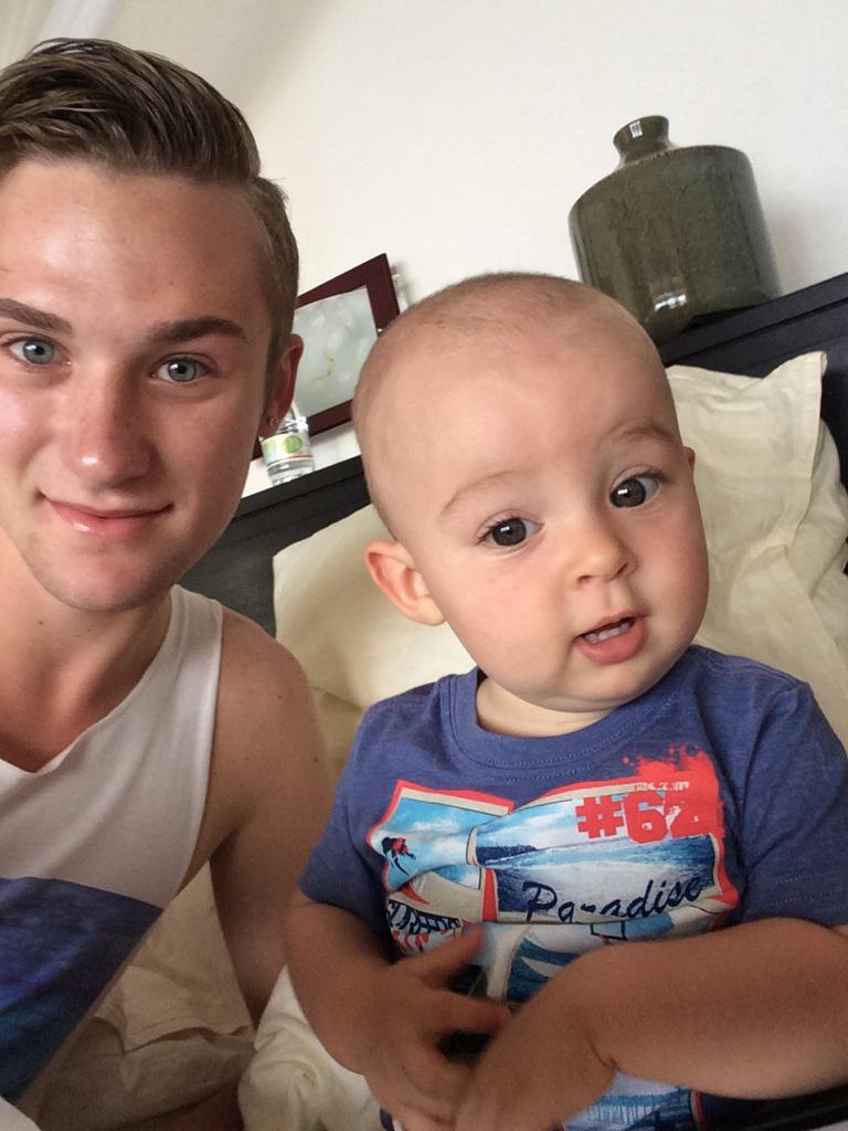 AncioVan's tweet photo. For those of you who wanted to be updated with some pics of #BabyAnthony 😁 http://t.co/3qV2rWX8rg