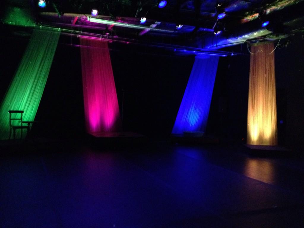 salvagevanguard's tweet photo. Another FEAST peek... Lovely lights by Natalie George on the @stephenpruitt set! See the show tonight! http://t.co/mr76CbqbZI