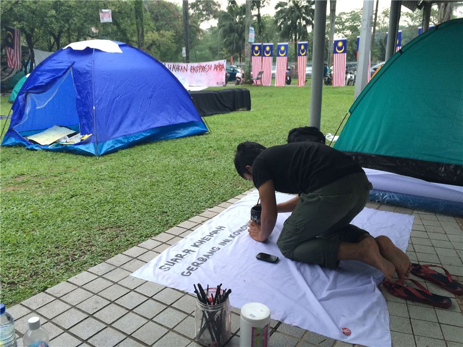 Tweets about #malaysian hashtag on Twitter