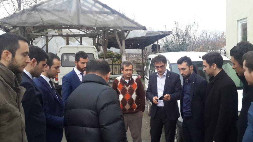 Maden kazasında hayatını kaybeden Selami Yalçının babası Ali Rıza Yalçına taziyede bulunduk. <a href="/AKGenclikGM/">AK Gençlik</a> <a href="/gngrbrk/">BURAK GÜNGÖR</a>