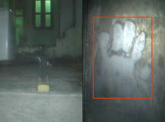 horrificimage's tweet photo. Haunted house found a Big hand marks http://t.co/aQiEEBUbC7