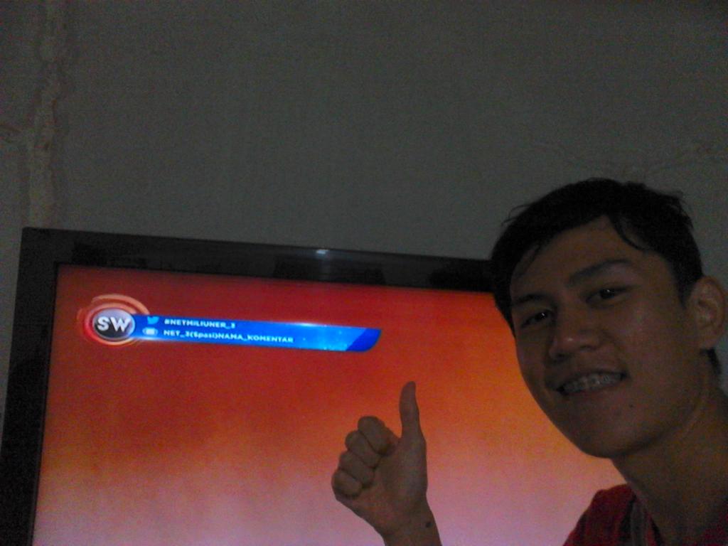 gandayorgi's tweet photo. nonton net86, ngeliat bripda estyana yg cantik malem minggu sampe nggk kemana2 #netmiliuner_3 @netmediatama clue : sw http://t.co/rmP7d32Ilw