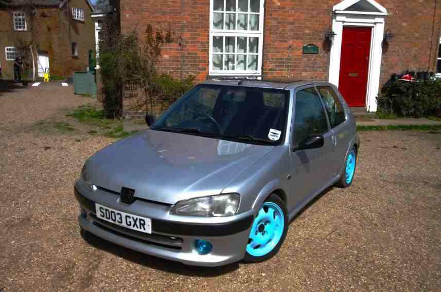 ModifiedwhipsUk's tweet photo. #modifiedcars #modifiedwhips #bluewhips #106 #silver #followforcars http://t.co/tomiEWvxJd