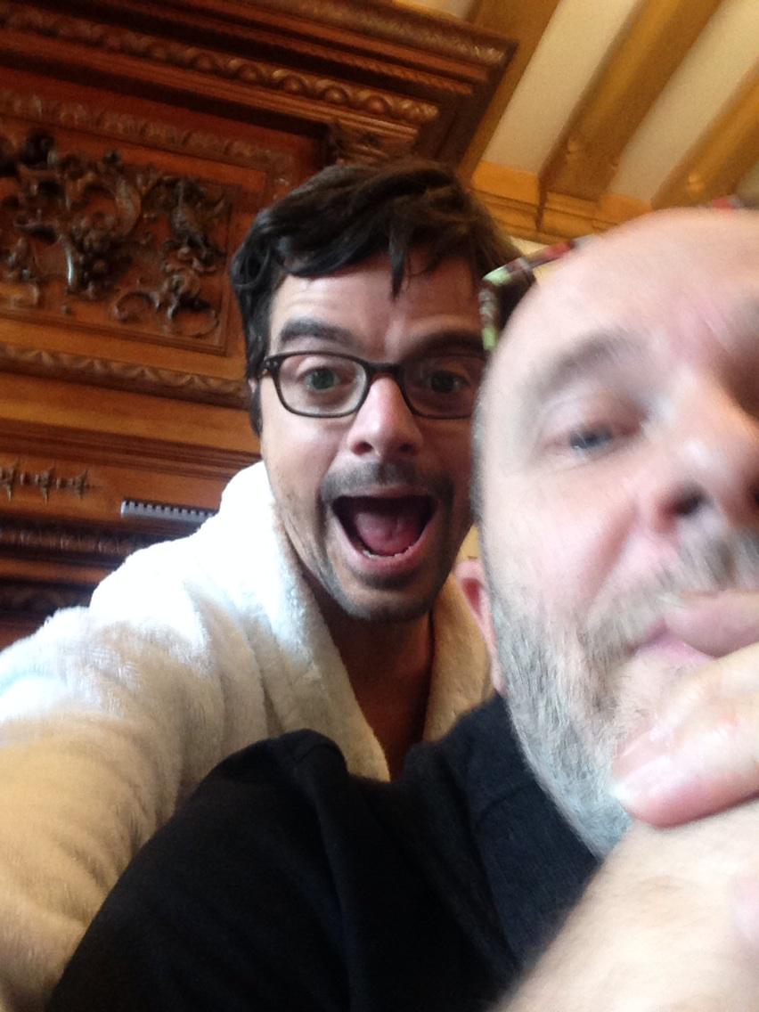 GuillaumeSentou's tweet photo. 6eme jour de tournage @VLebrunoff bye Bayeux @patsouff @GarnieretSentou a demain #fuckinggoodweek http://t.co/ZQnvkkIhpo