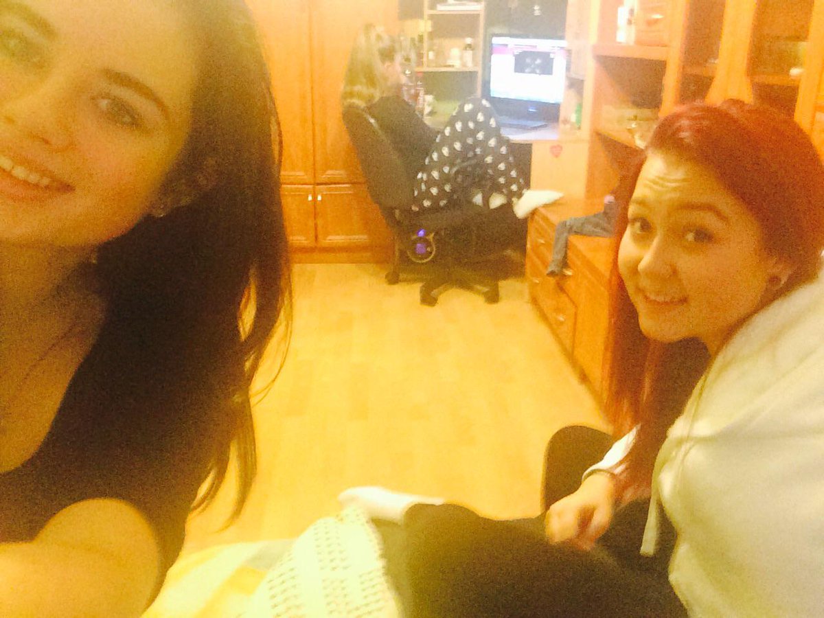 saszankaa's tweet photo. #czekamy #na #sztos #weekend ❤️ http://t.co/7P84z4CgaU