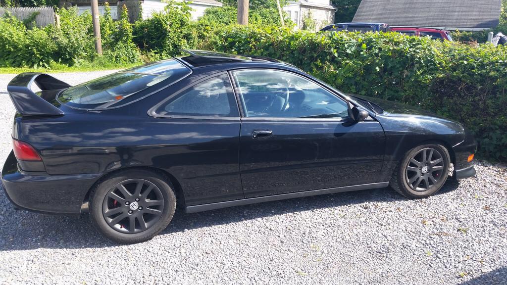 ModifiedwhipsUk's tweet photo. @GirvenChris  send in your cars!! #modifiedcars #RETWEET #blackcar #followus #followforcars http://t.co/9ms8jmG1qJ