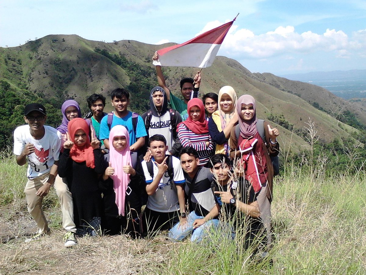 Sociology02's tweet photo. Sampai ke tingkat 2 @AmaliaPintenate @IkhsanTrino @SitiIntan50 @wulanmunthe @LianaFitri5 @MiswarEvendi @Doni61Doni http://t.co/UjBDSt5Jc2