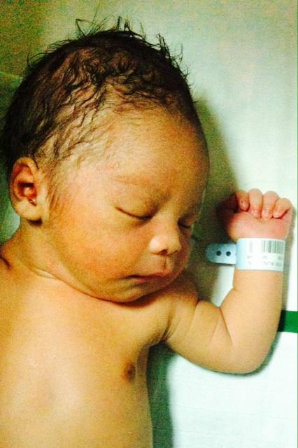 andritaufani's tweet photo. Soft launching... Ken Narendra Defarahesta. #babyboy @putridesundari http://t.co/ag1PjdQsad