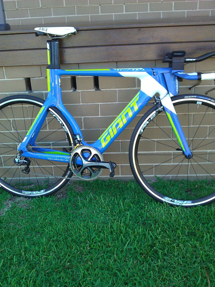 benpbell's tweet photo. Looks like Santa has been @spearmancycles @giantbikesaus love it #durace#di2#stages#ridegiant http://t.co/Jdjaein8Gr