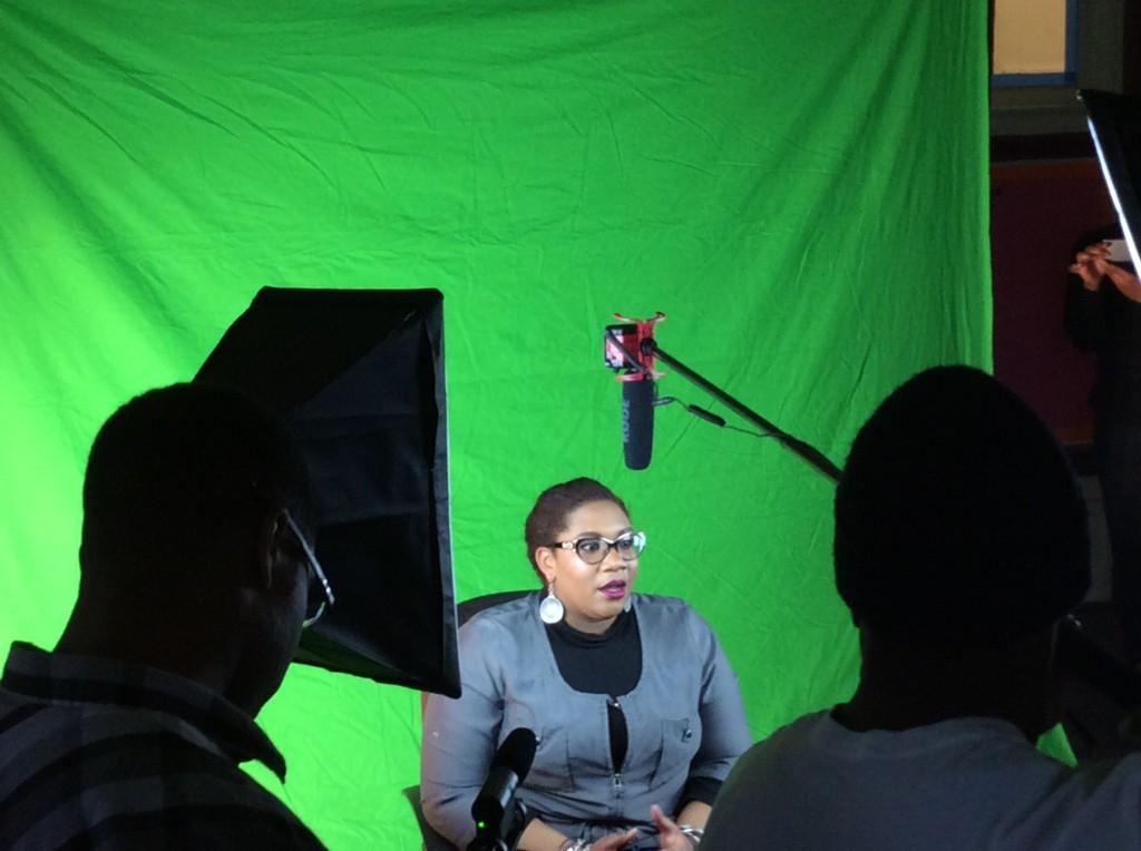 DSKinsel's tweet photo. #crew412
@SopranoWing Talks bout working wit @yonaharvey and @KSTheater http://t.co/QTRtXAmx5a