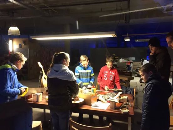 Some very serious #guitar making going on in our 'CreatePlace' in #Zutphen The Netherlands... #makered in tune!