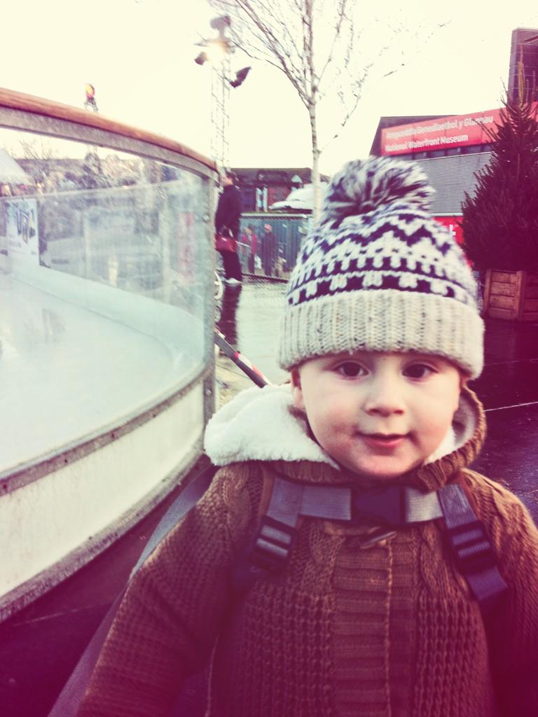 trigger20111's tweet image. Winter wonder land. #cold  #Christmas #love