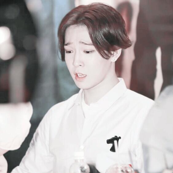 L5V21YZ's tweet photo. #Pr1ncess #태현 http://t.co/BCDyyYqtHy