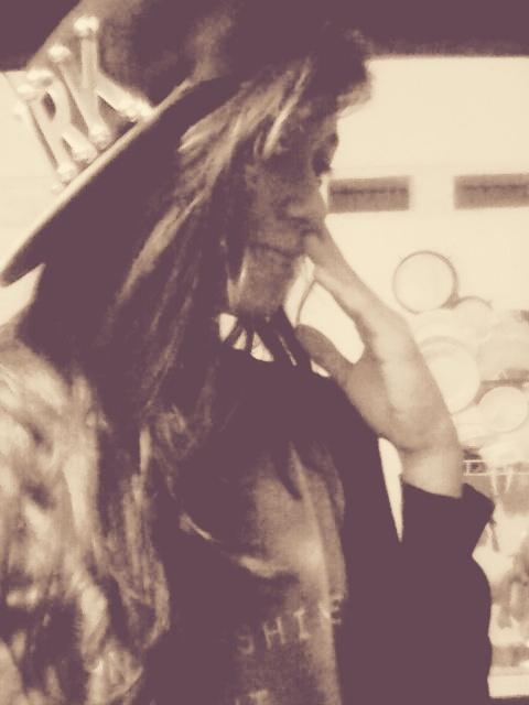 yoooloop tweet picture
