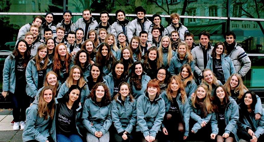 Altigliss's tweet photo. Team Altigliss 2014-2015 #Altigliss #Team #AltiTeam #EditionVXI #HigherBetter http://t.co/hOyhkYEKvq