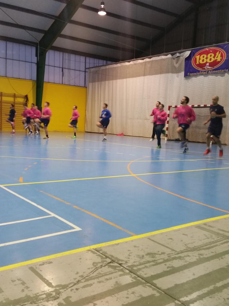 bmcamarinas's tweet photo. HOXE PARTIDAZO NO AREAL,CONSERVAS BOYA CONTRA ATLETICO NOVAS,ESPERAMOSVOS A TOD@S AS 18:30 #apololiderato http://t.co/jzk9eNrqxZ
