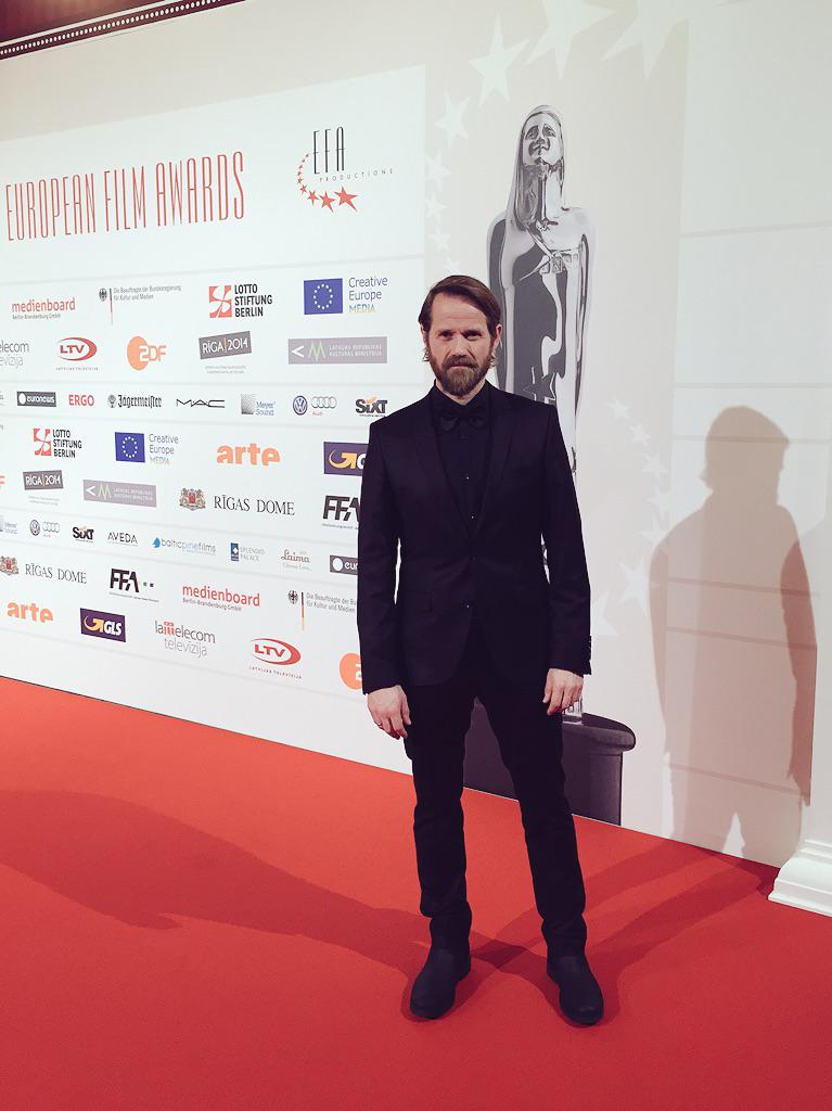 JoiJohannsson's tweet photo. On the red carpet. #europeanfilmawards #joijohannsson #RIGA2014 http://t.co/0VpI94XcZE