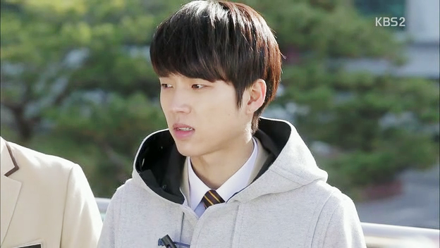 01Woohyun's tweet photo. Woohyun - High SchoolLoveOn - KBS II drama. http://t.co/EmHmvTczJY