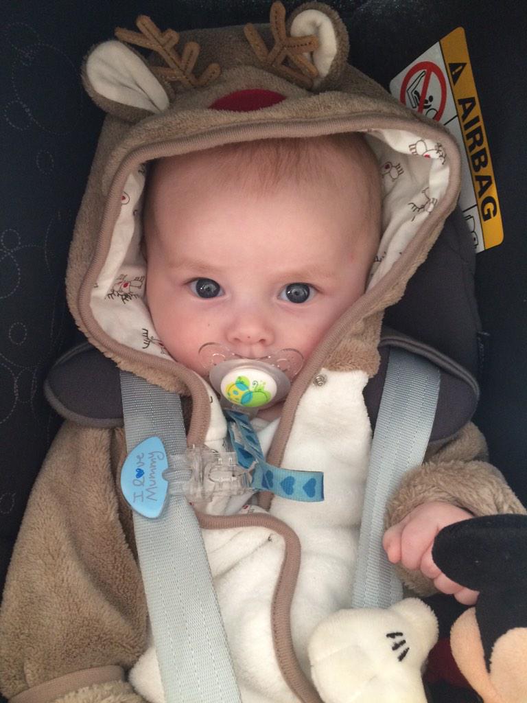 chancummins1's tweet photo. Rudolph.... To much love for this little one 💙💙 http://t.co/xlU2rJtMJi