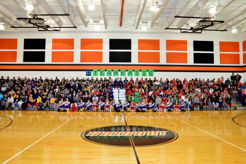 SJFlyerNation's tweet photo. #TeamKatie #FlyerNation http://t.co/wqylWCKQmZ