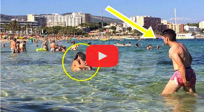 DjYoski's tweet photo. Sorprende a su novia teniendo relaciones con otro en la playa !MIRA LO QUE HACE EL NOVIO!

->http://t.co/AkRGwKKRh6<- http://t.co/aGXwKlVKNa