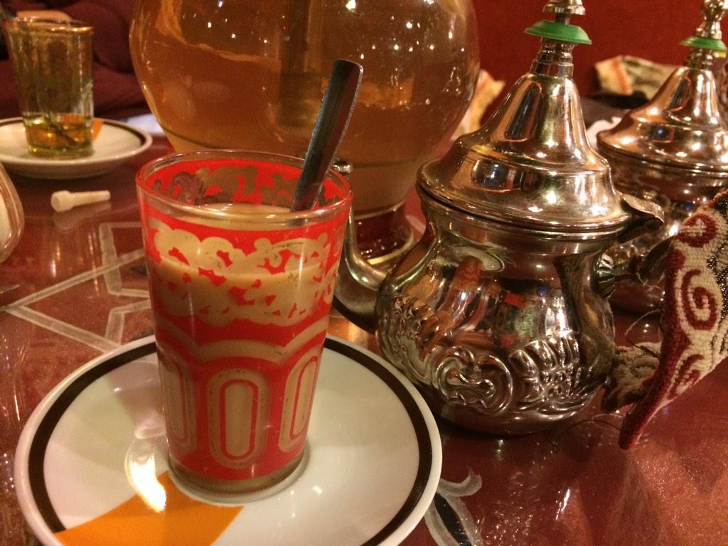 wawy1986's tweet photo. Es la hora del té ☕️ http://t.co/FXBDj0UirP