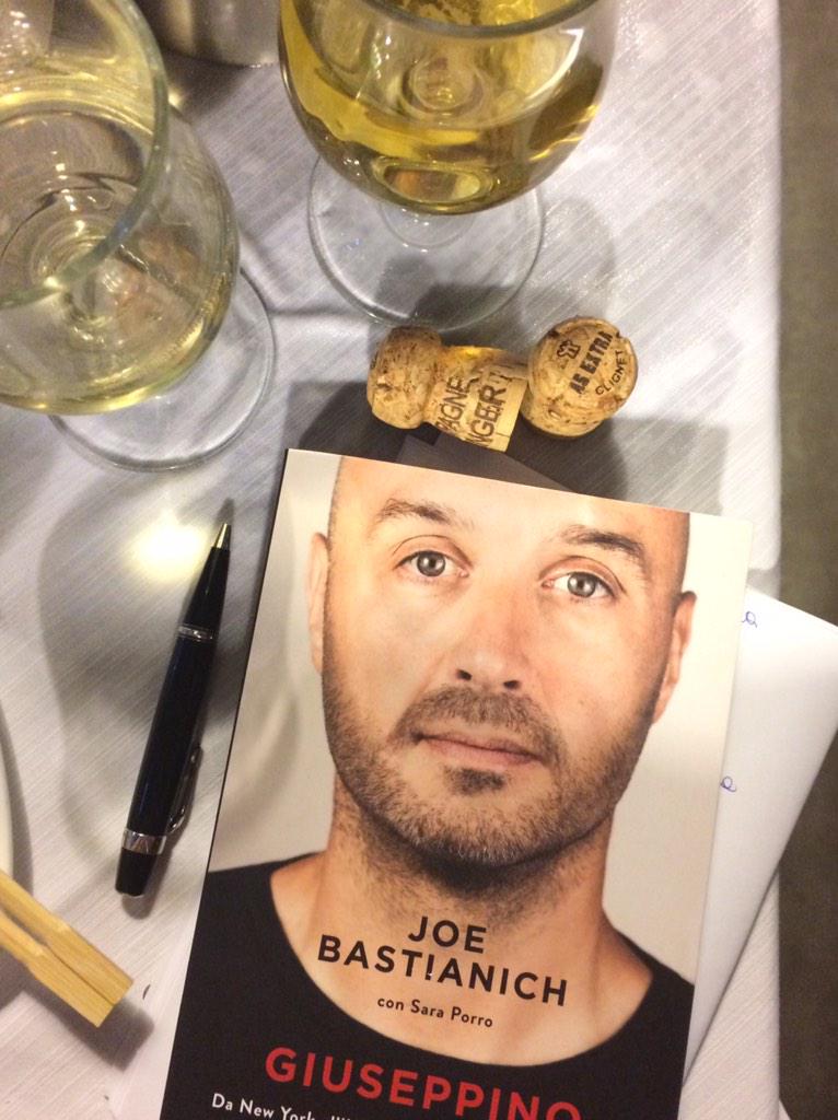 laLauraDotti's tweet photo. Back in #MIlano - Waiting #theMixTape: cabaret con @Jbastianich and friends. Monday #salumeria con #Giuseppino http://t.co/51fiq2CFeb