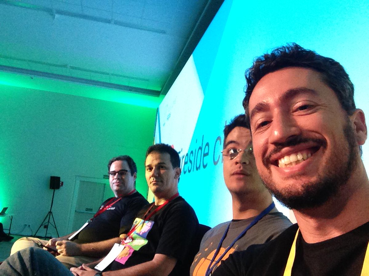 eliasnogueira's tweet image. Mesa redonda com os palestrantes do #nextlevelapps @mrquinta @josepapo @nglauber @googledevbr