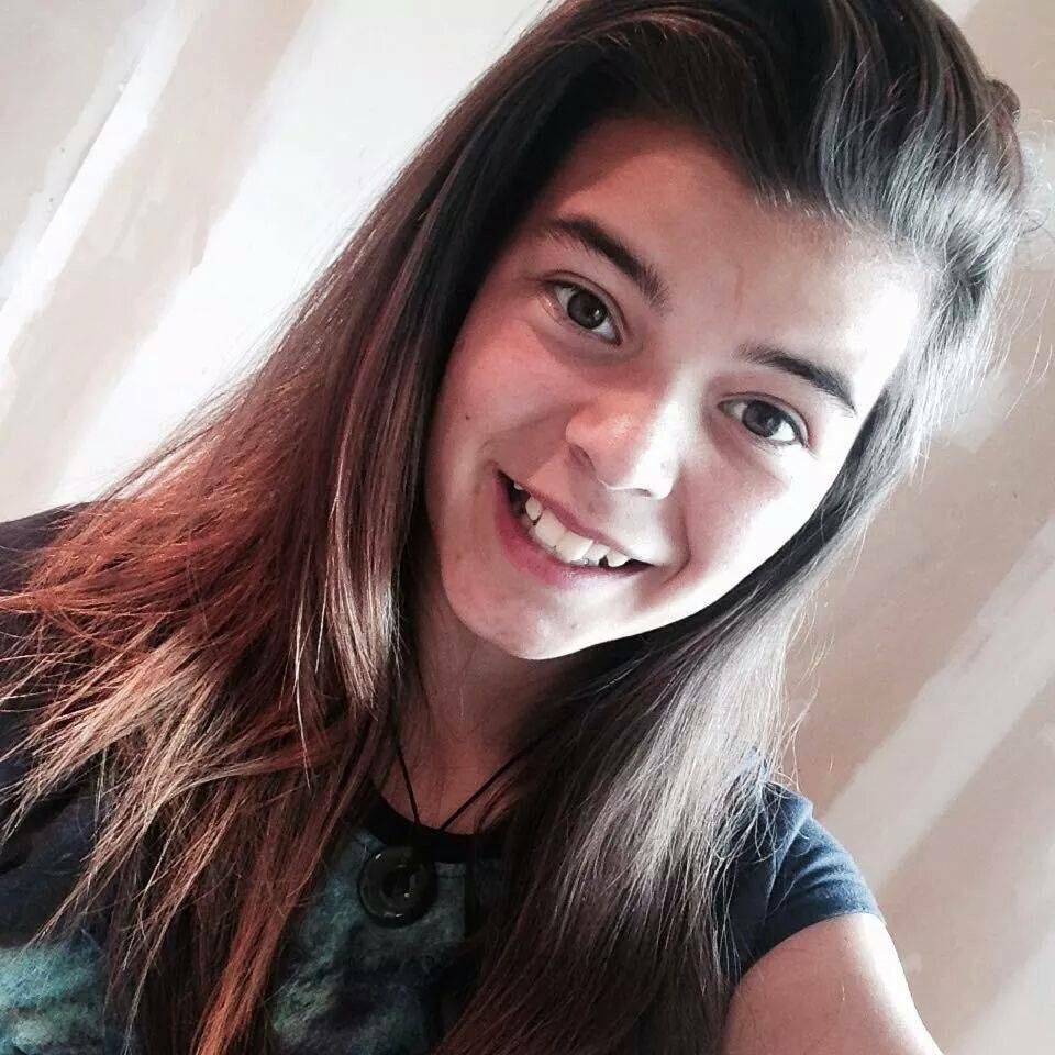 18kittyhes's tweet image. @Real_Liam_Payne We also found Harry's girl lookalike. Now i'm scared.