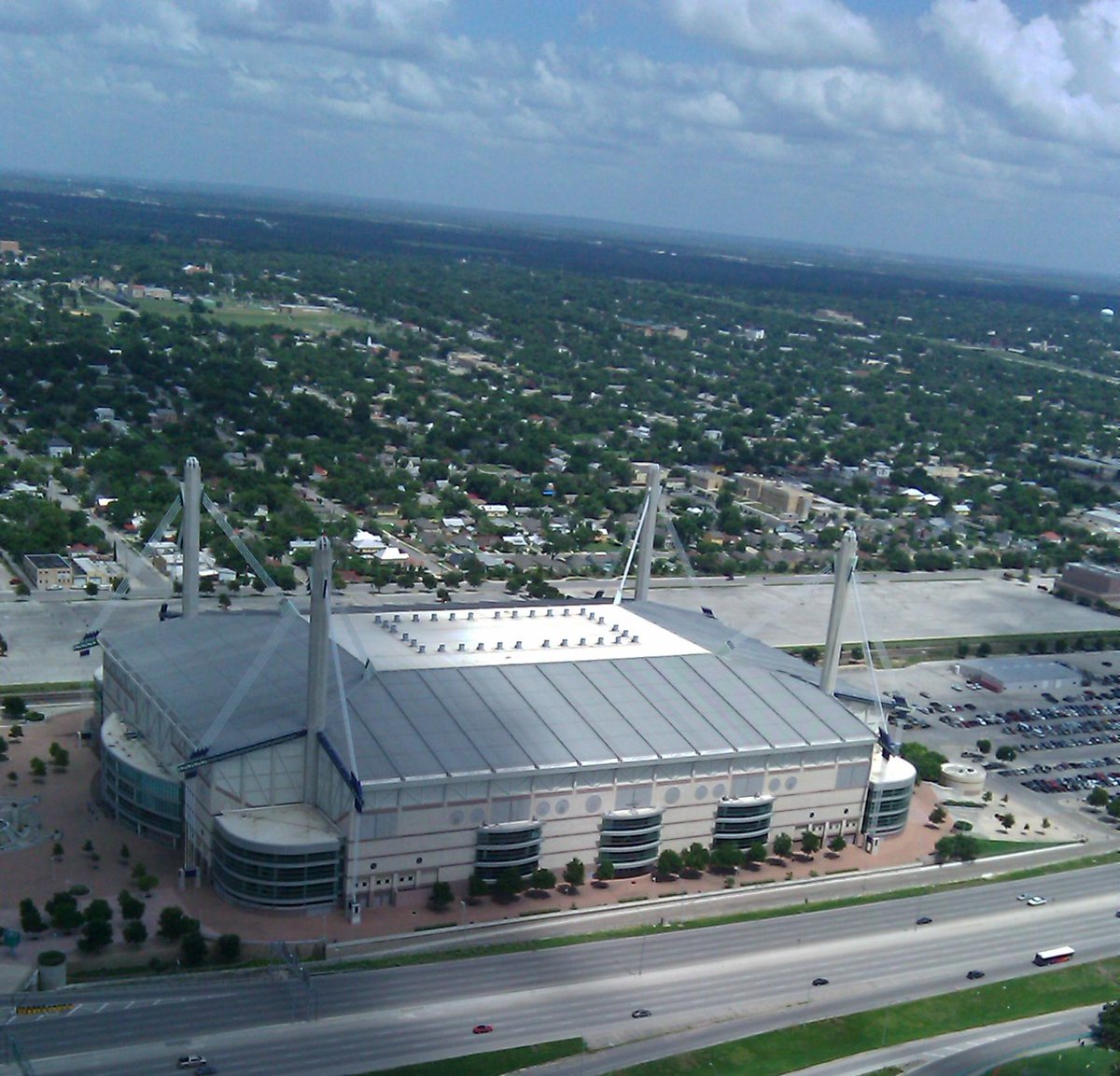 SARiverwalkFun's tweet photo. Let's go Judson! #BeatCyRanch! @CiboloJoe http://t.co/X450WLl6L1