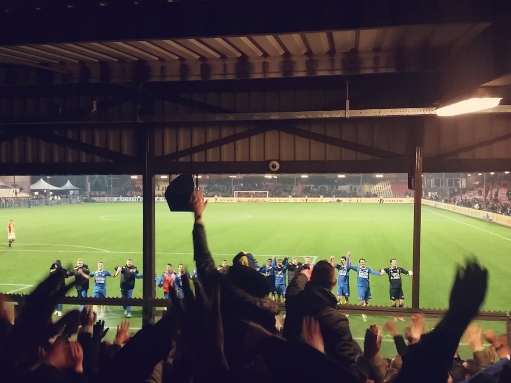ruppppert's tweet photo. Hopa #3punten met na Leeuwarden #Cambuur #geacam #sccawaydays http://t.co/IhtZ3GpQVx