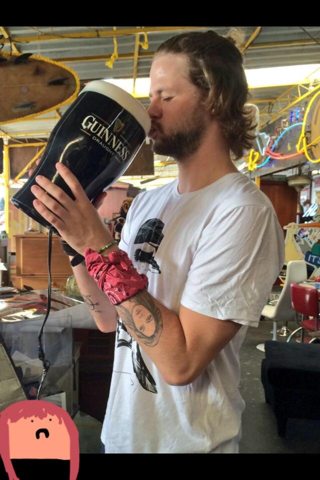 TheRealWIJPics's tweet photo. #TheRealWhereIsJayPics #HEDIDNTEVENSHARETHISONE #ITSFAKEANDHEDIDNTSHARE #HEPUTITUPHIGHWHEREICOULDNTREACHIT #POOOOOOO http://t.co/tOrZuIM776