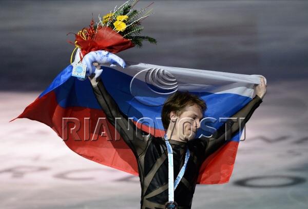 ISU Grand Prix Final Barcelona 2014-2  - Страница 20 B4xEUi1CIAAYF2y