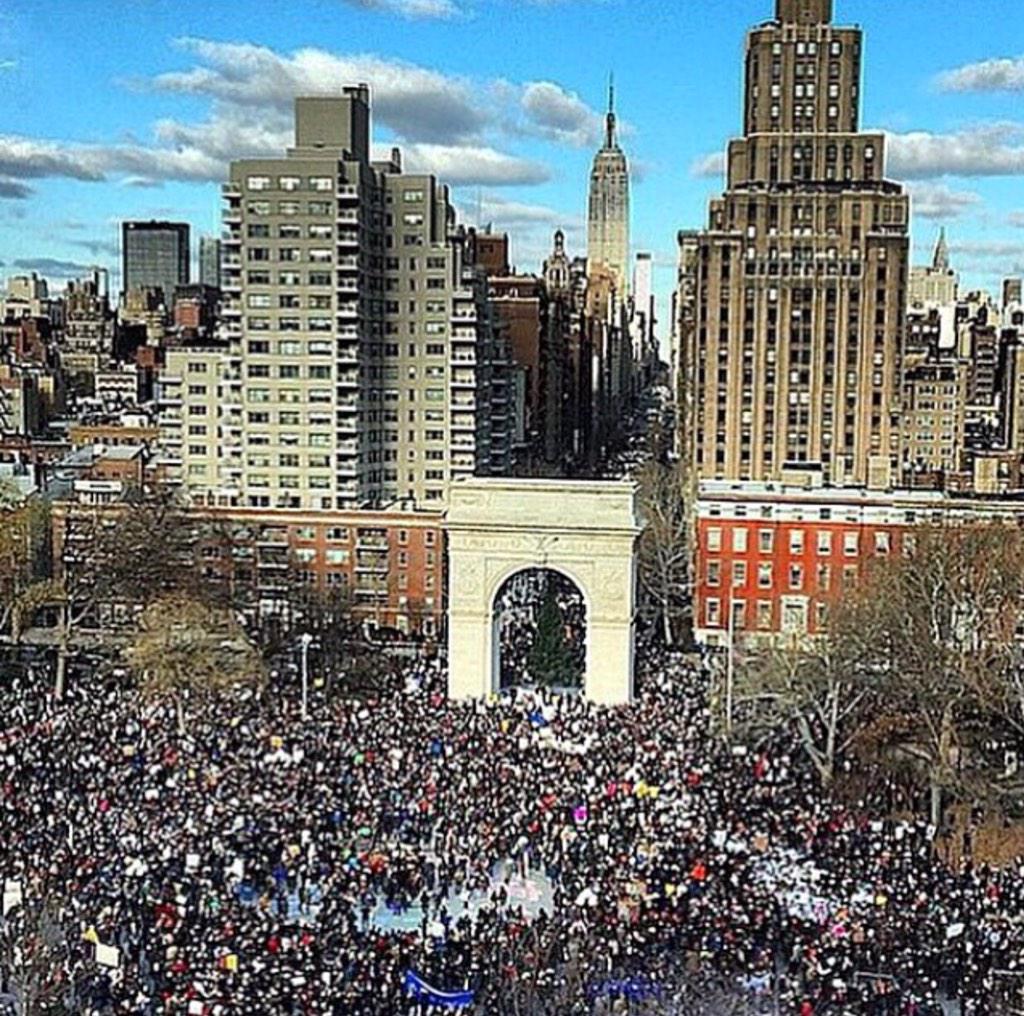 jeromejarre's tweet photo. EQUALITY FOR ALL. PERIOD.  #MillionsMarchNYC #EricGarner http://t.co/x3fQrFRLQA