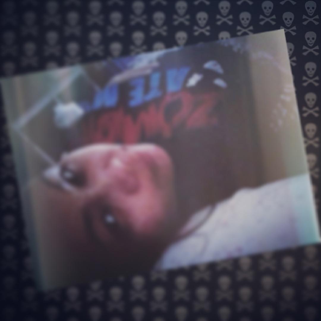 __rtt18's tweet image. trying to function with an hour's worth of sleep.. 😖😖😖 .. #1hrOfSleep #NotFunctioning #PuyatPaMore