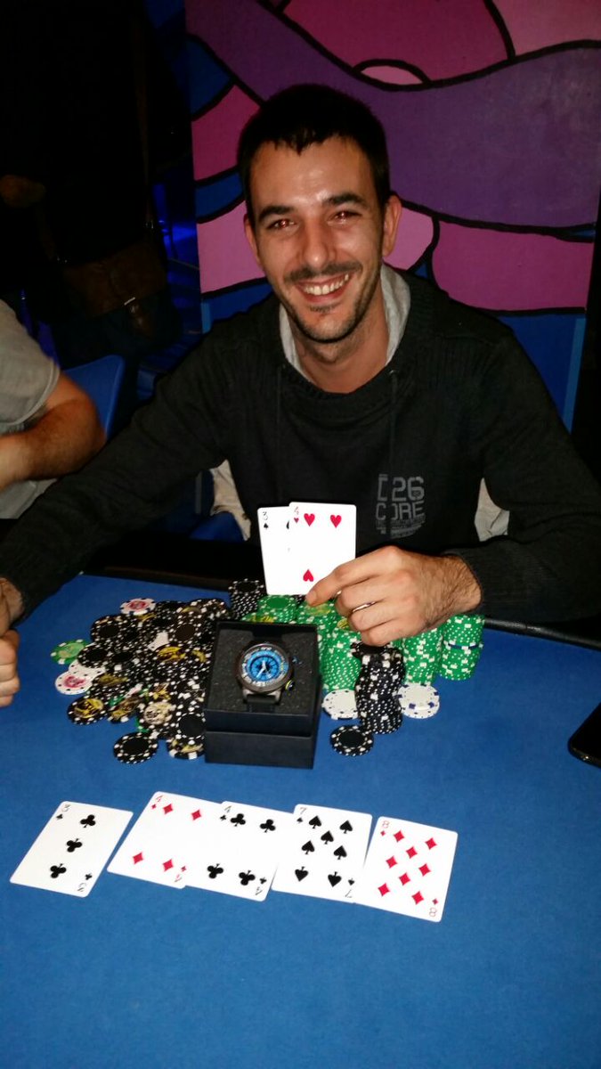 SaxSeriesDPoker's tweet photo. El ganador! http://t.co/EwUOVpmpWh