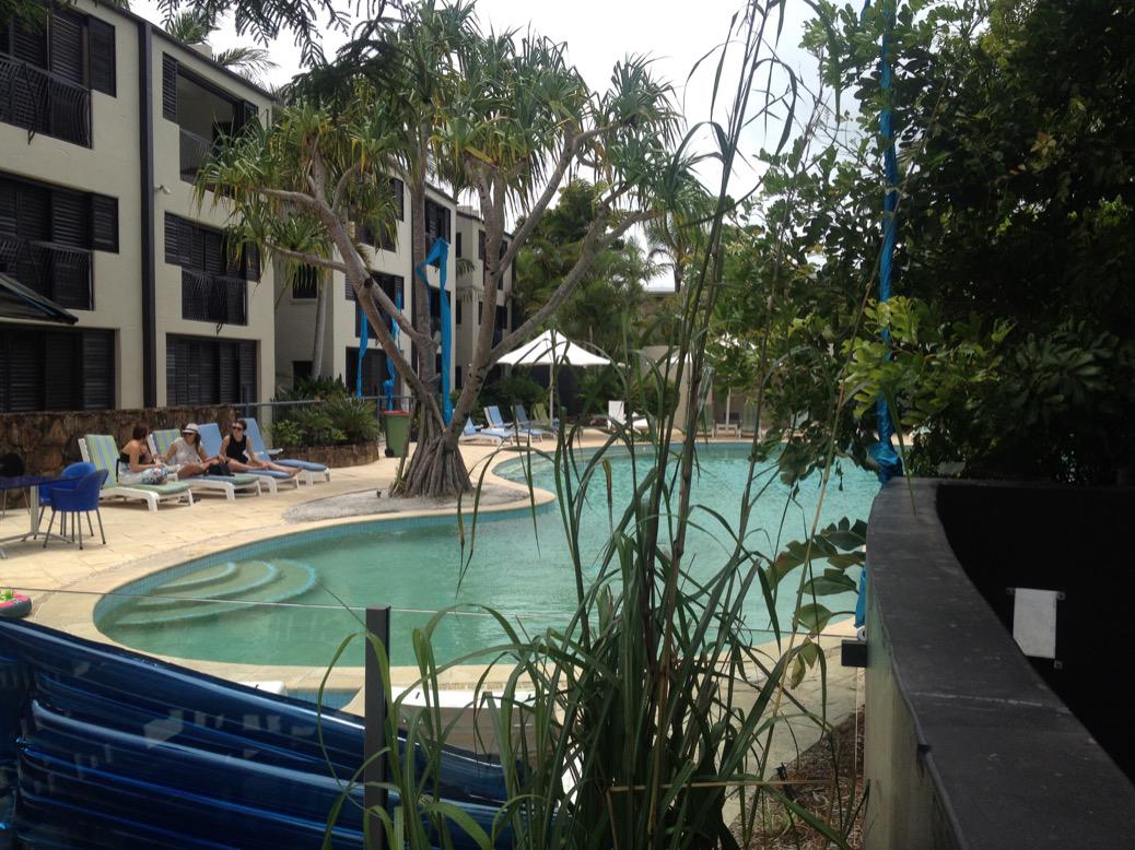 TBPMF's tweet photo. Pools awaiting @noosa Noosa blue. The sun is trying its best! Heated pool and cocktails http://t.co/rLGS2C2U2r