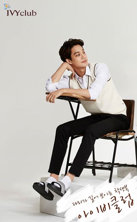 exos015's tweet photo. 141212 Kai para Ivy Club

*Hermoso hasta usando chancletas con medias *u*

Cr: Ivy Club
Vía: Amour KD. http://t.co/Exc7c1UiSL