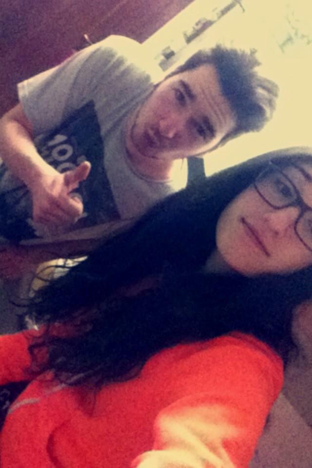 lauraaz04's tweet photo. Fiesta en pijama🎉👌😂 http://t.co/GO6qp6A2Cg