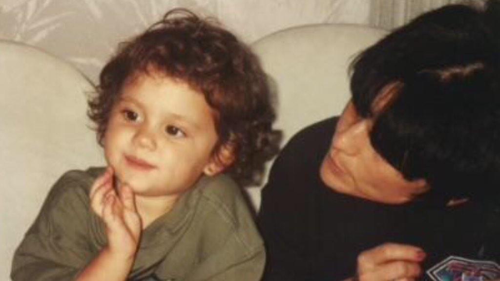 joangrande's tweet photo. Pretty sure she was talking about her plan to take over the world here. 💜🍩 http://t.co/YGFa8lNAXH